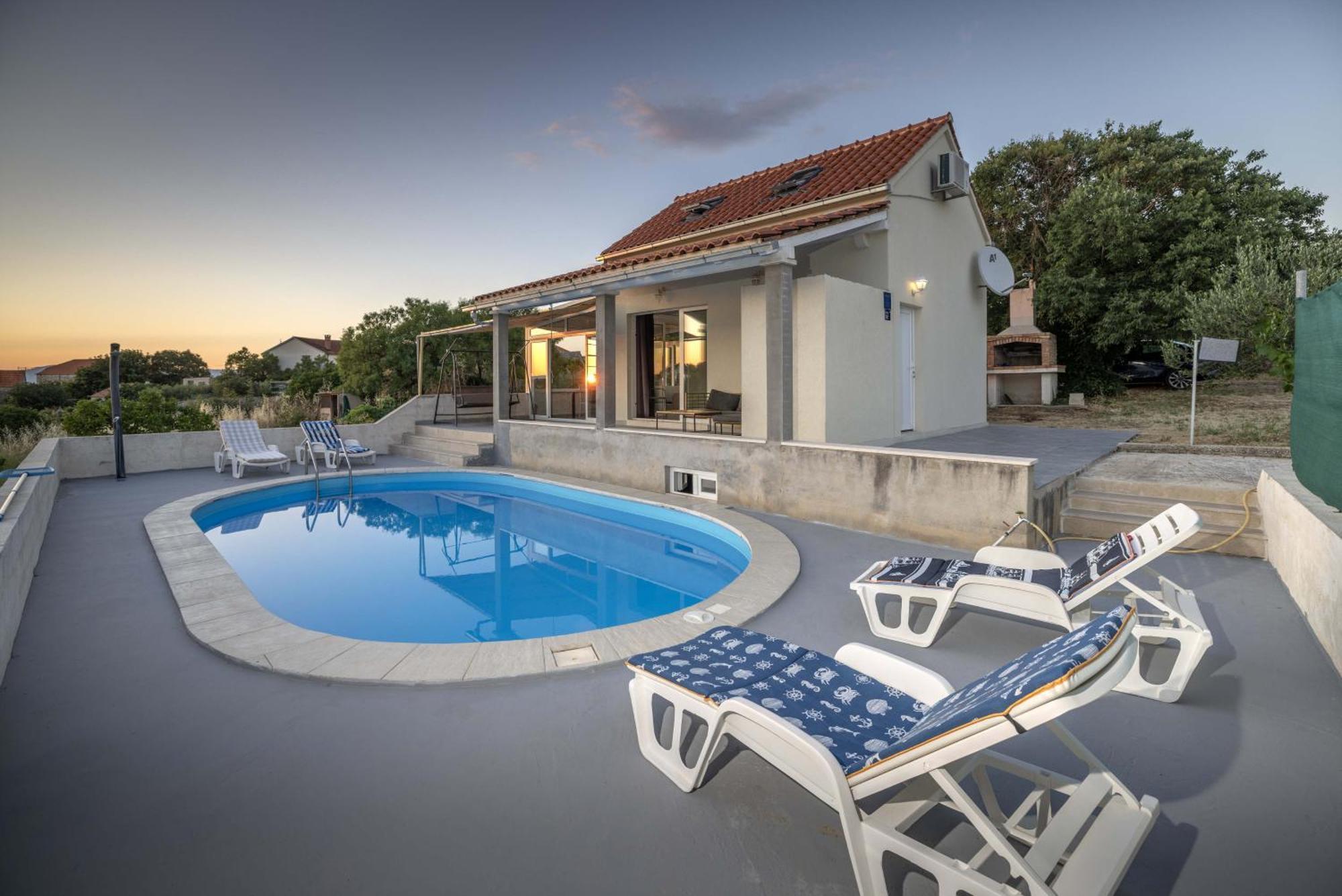 Villa Baras Garden - House With Pool Mirce المظهر الخارجي الصورة